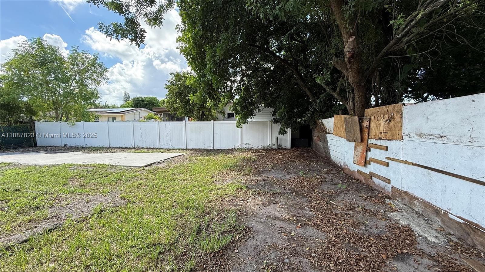 2740 NW 9th St #1 photo 33