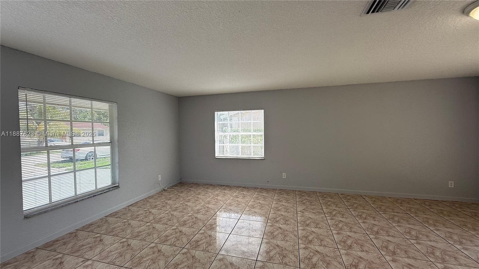 2740 NW 9th St #1 photo 14