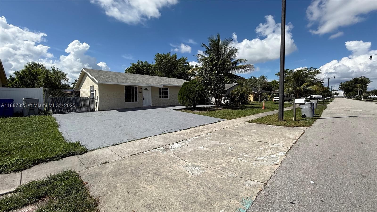 2740 NW 9th St #1 photo 39