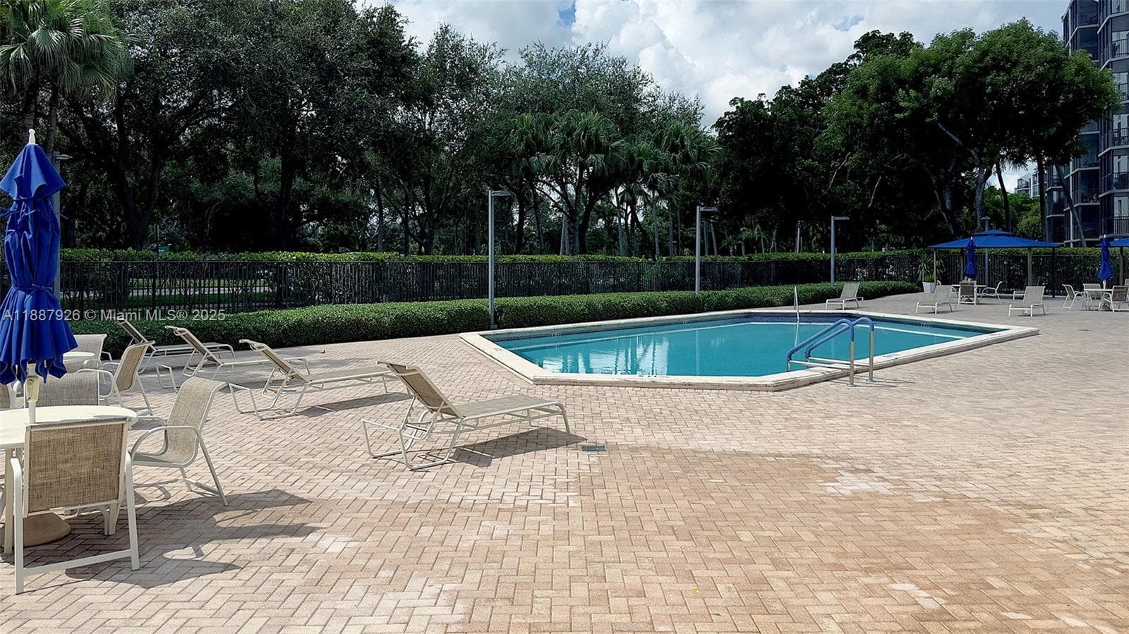 BRAVURA I CONDO · #502 in Aventura - Photo 23
