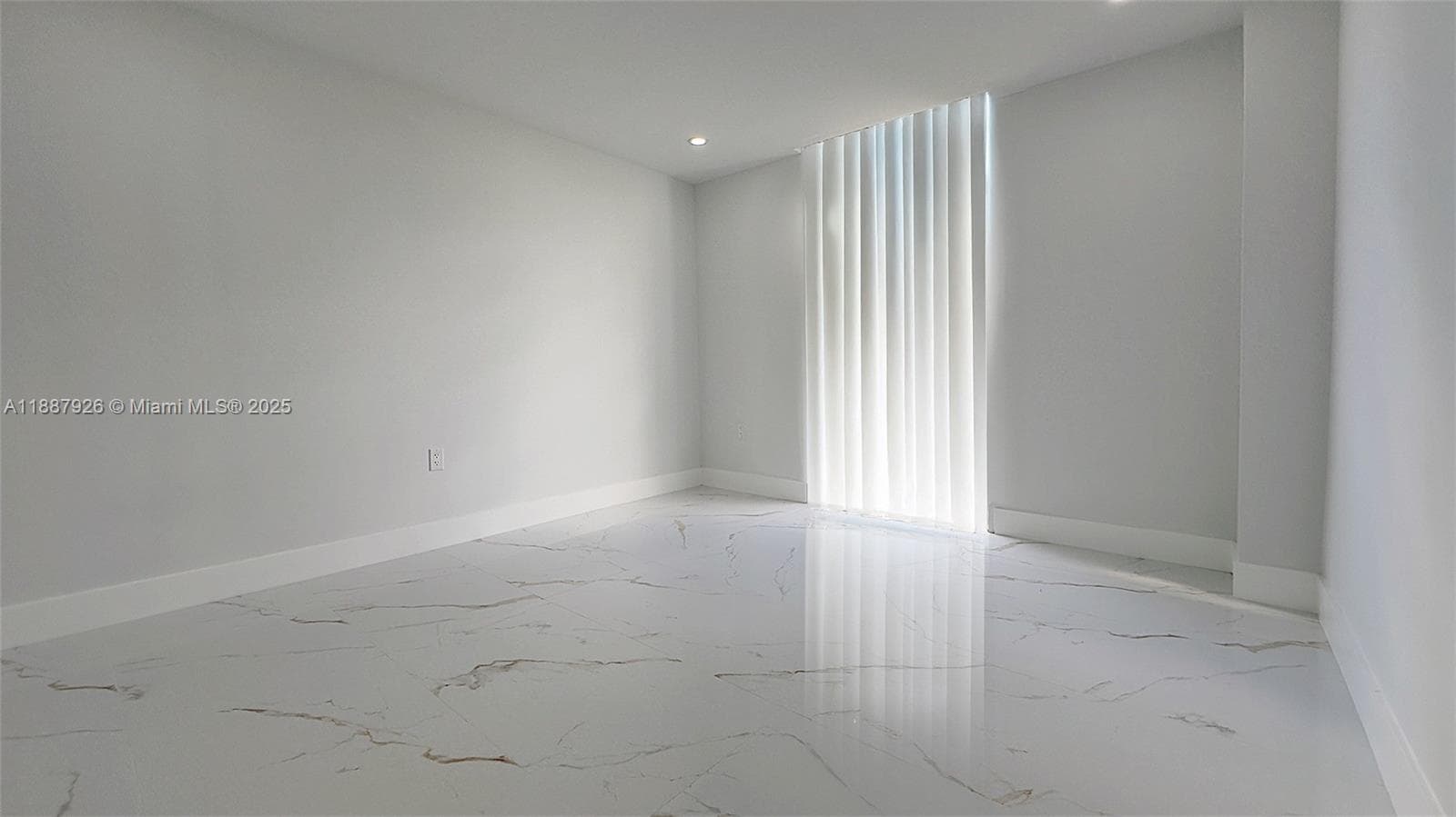 BRAVURA I CONDO · #502 in Aventura - Photo 9