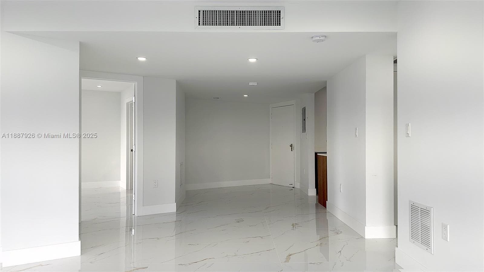 BRAVURA I CONDO · #502 in Aventura - Photo 14