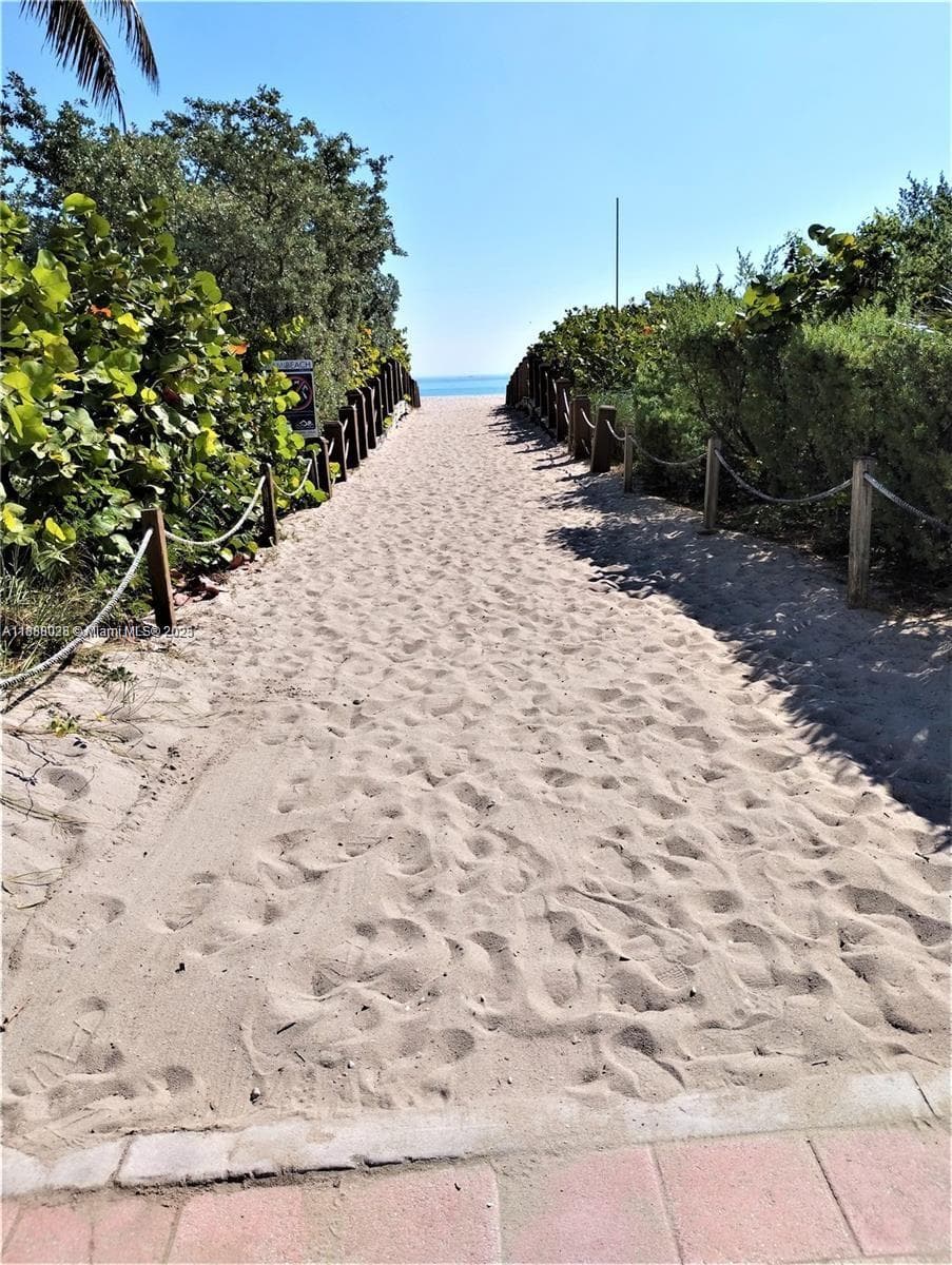 Burleigh House · #625 in Miami Beach - Photo 33