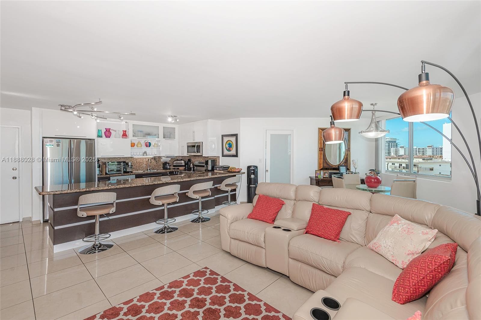 Burleigh House · #625 in Miami Beach - Photo 11