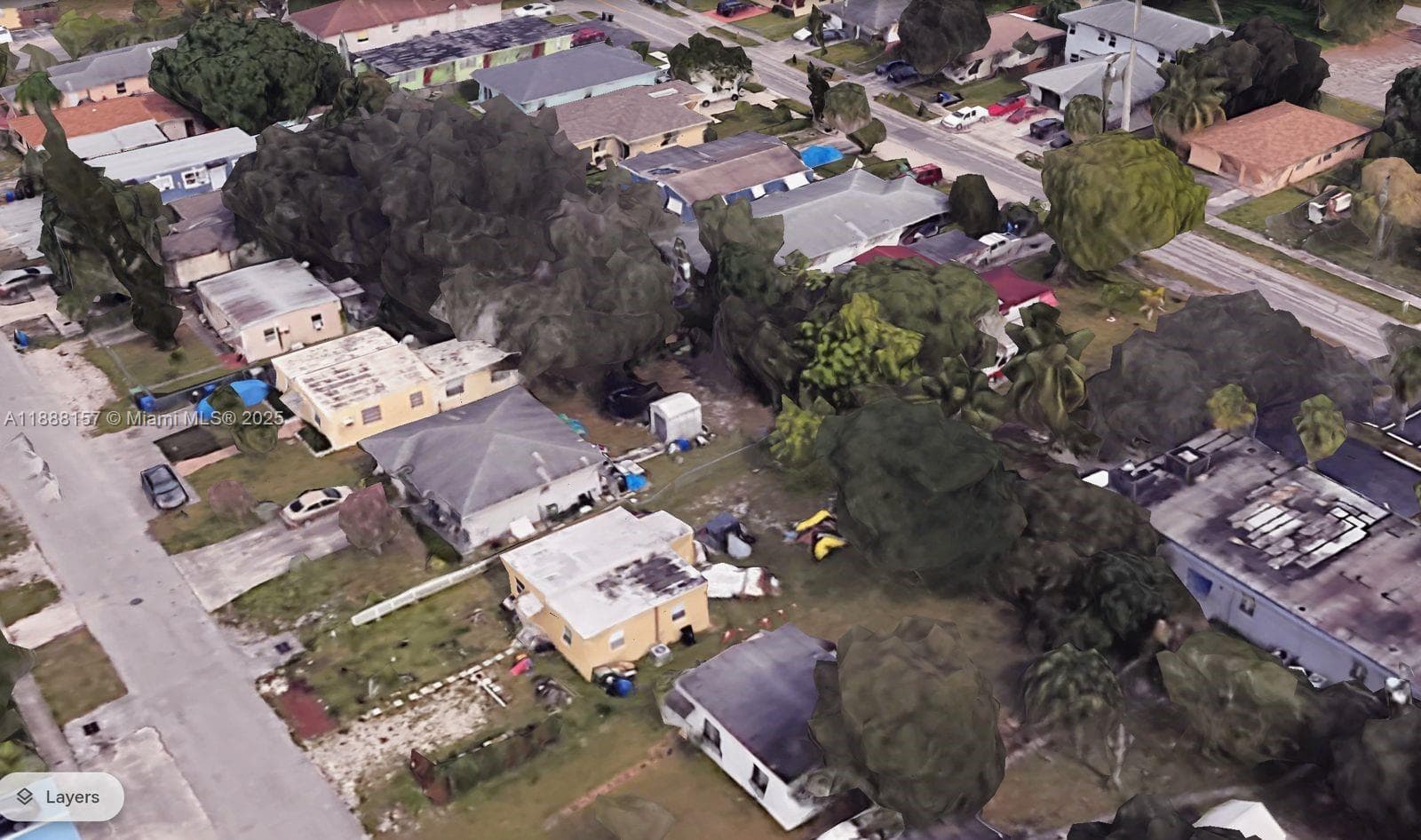 720 NW 15th Ter photo 3