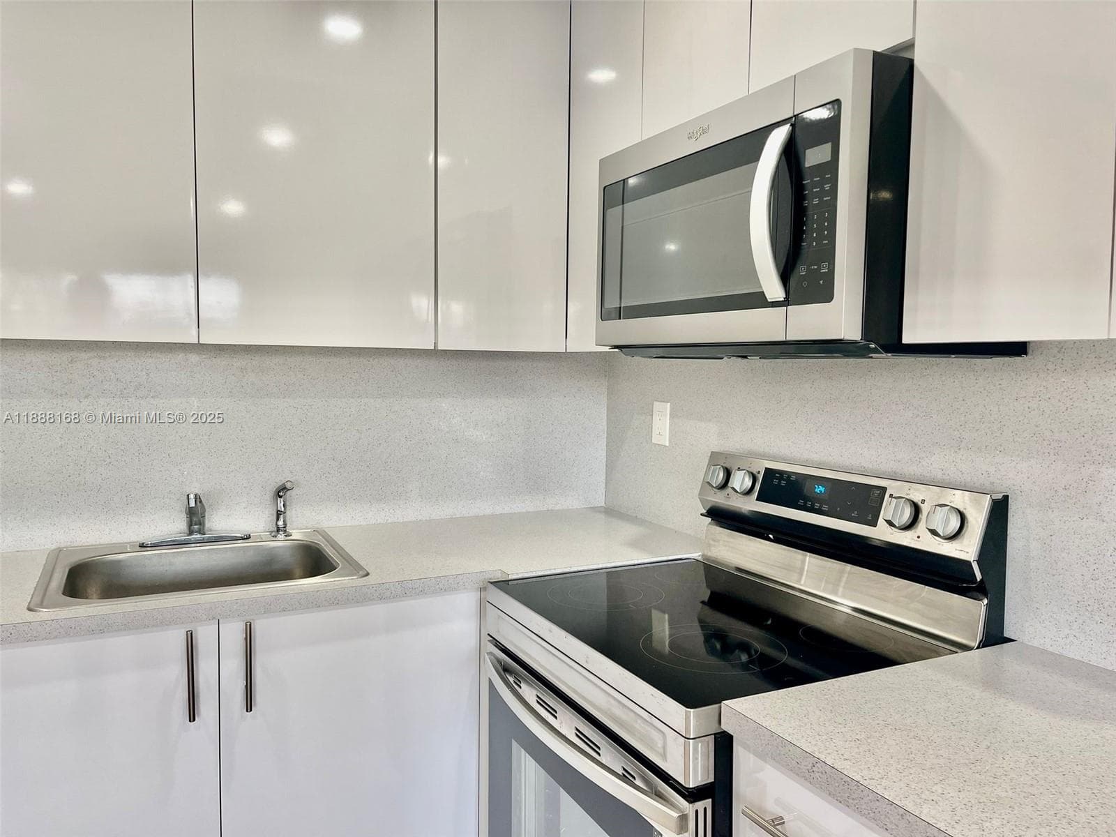 SANTA BARBARA ESTATES · #10 in Pompano Beach - Photo 7