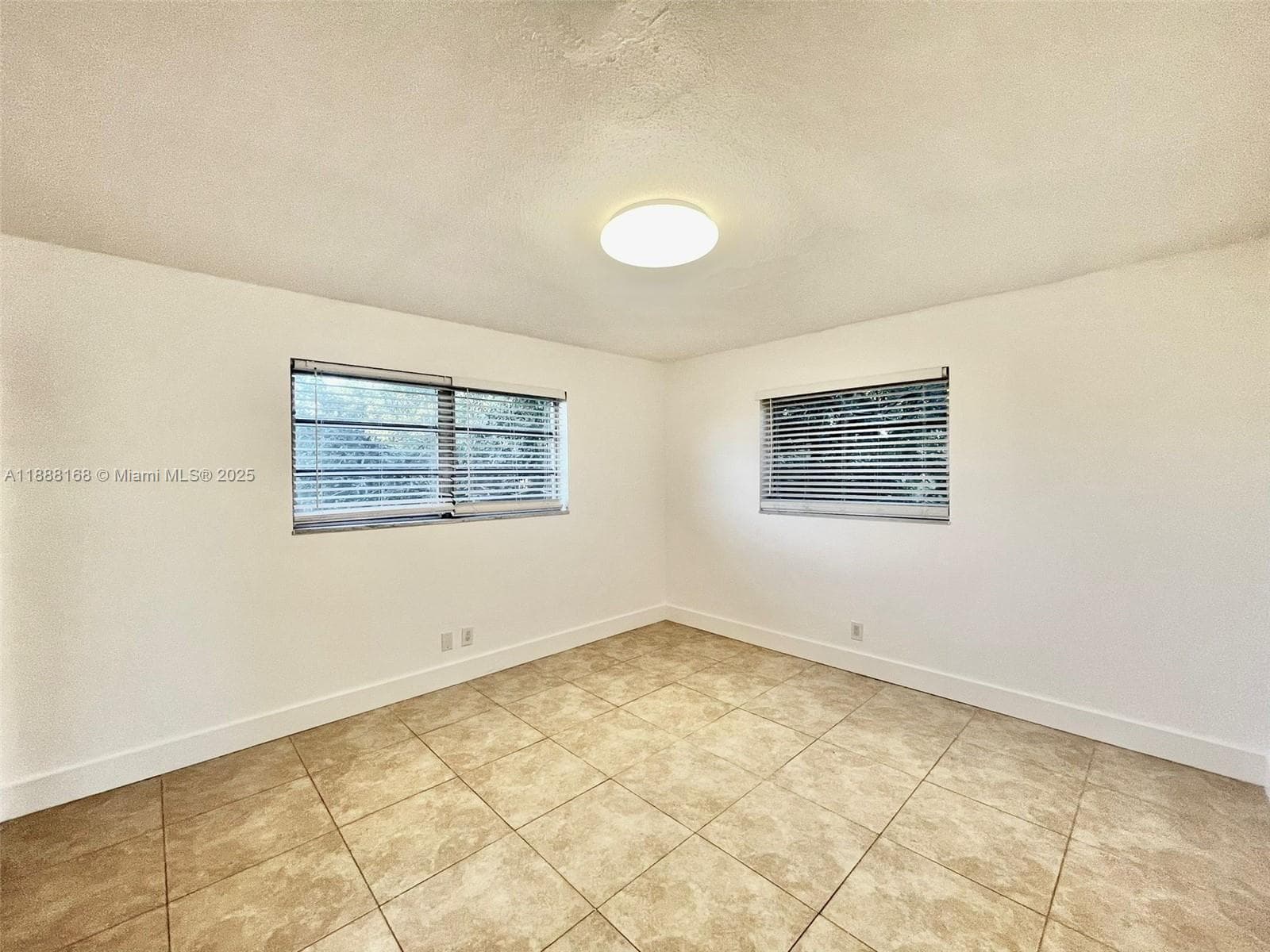 SANTA BARBARA ESTATES · #10 in Pompano Beach - Photo 3