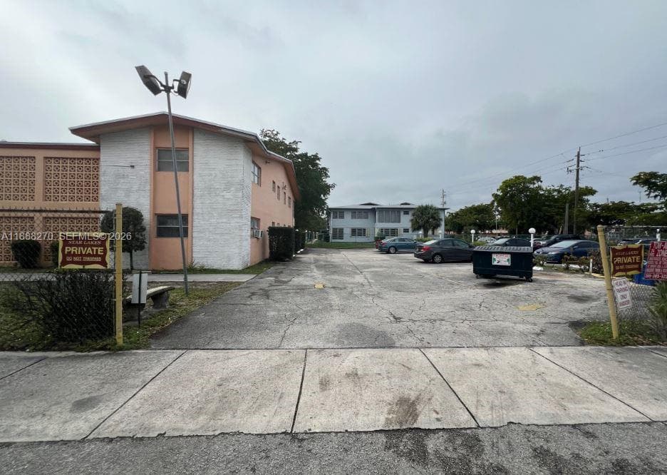 STAR LAKES · #312 in Miami - Photo 3