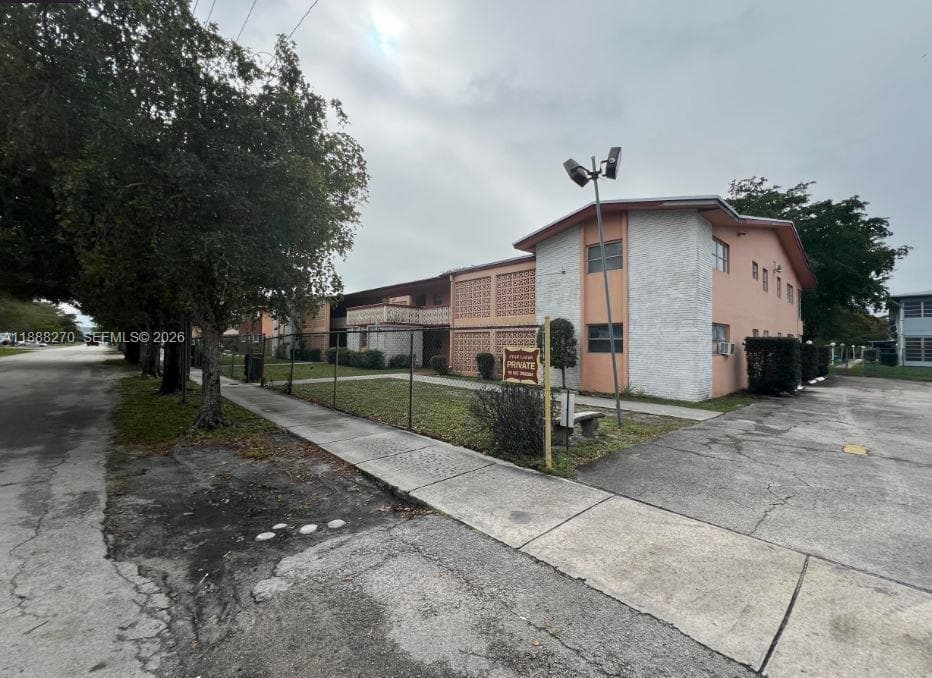 STAR LAKES · #312 in Miami - Photo 1