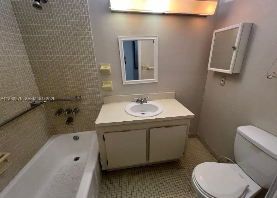 STAR LAKES · #312 in Miami - Photo 15