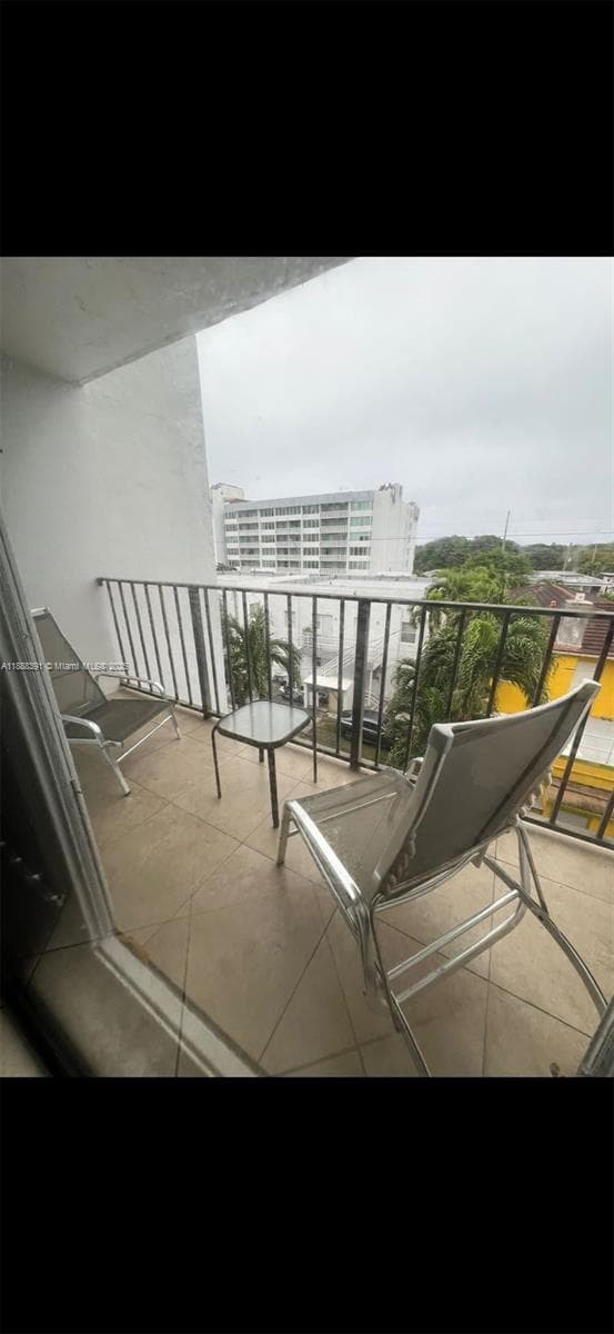 Abbott By the Sea · #402 in Miami Beach - Photo 22