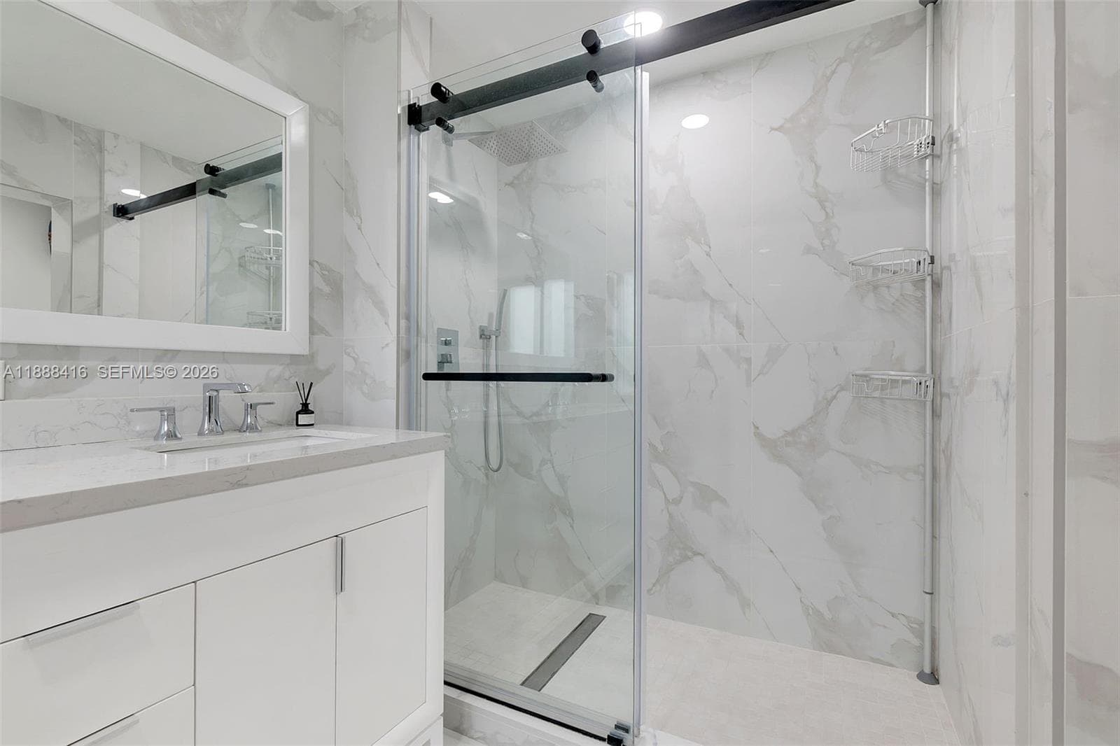 bathroom 2 shower
