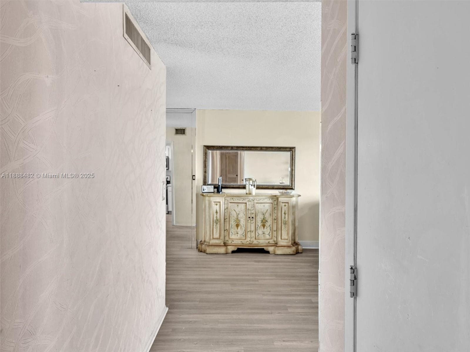 CANONGATE · #716 in Miami - Photo 4