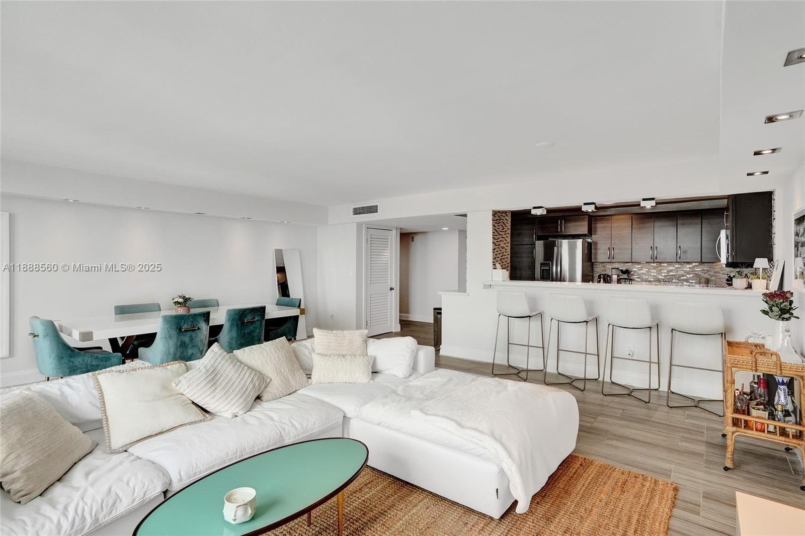 10000 PLAZA CONDO-SOUTH T · #PH23 in Bay Harbor Islands - Photo 23