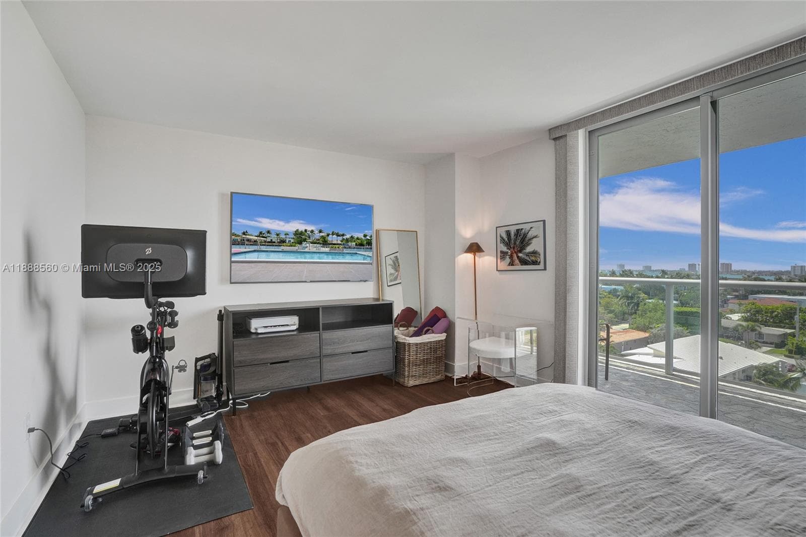 10000 PLAZA CONDO-SOUTH T · #PH23 in Bay Harbor Islands - Photo 13