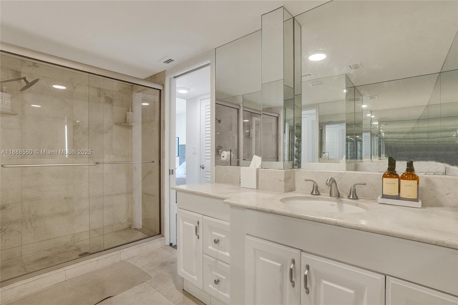 10000 PLAZA CONDO-SOUTH T · #PH23 in Bay Harbor Islands - Photo 17