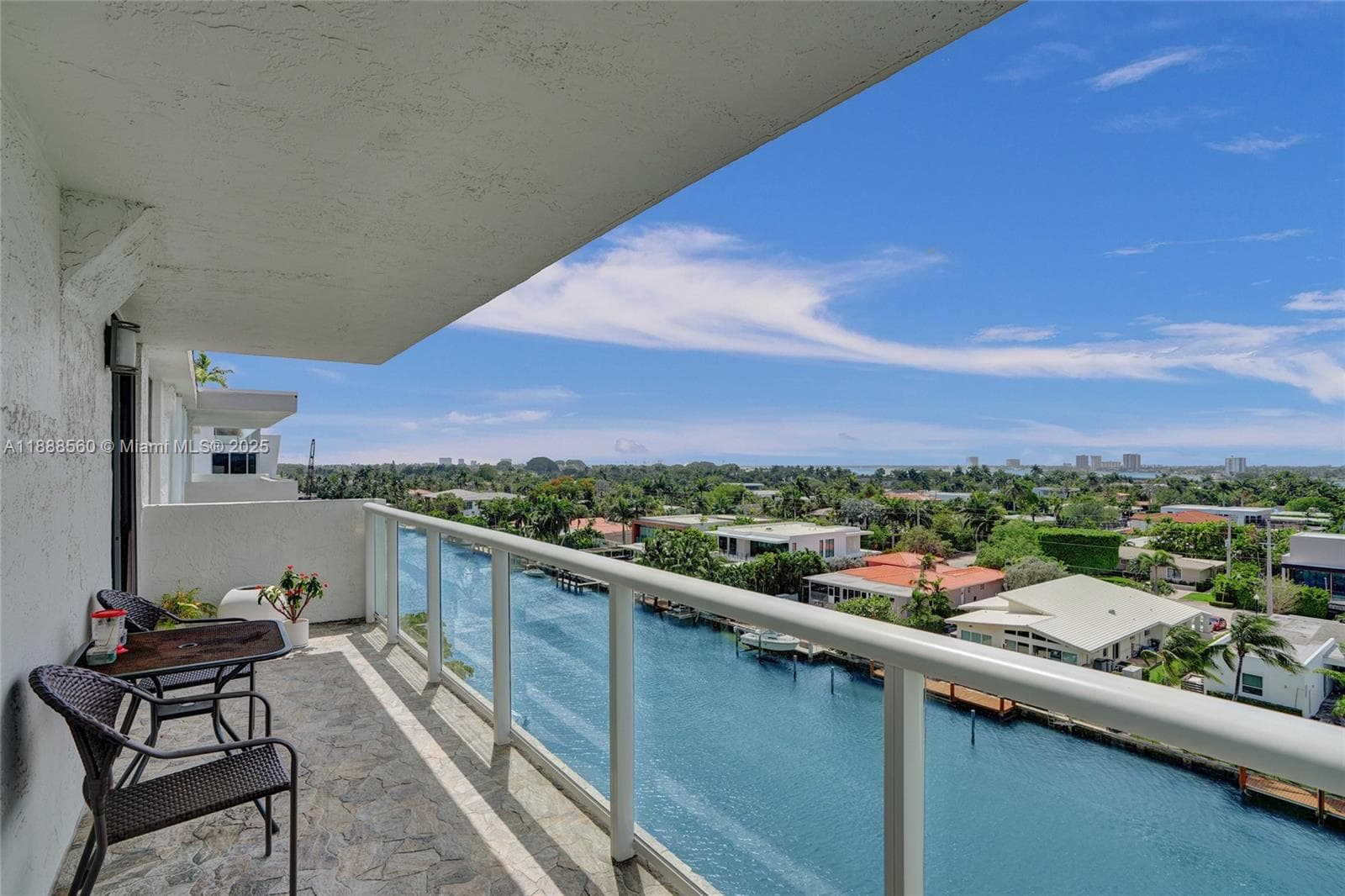 10000 PLAZA CONDO-SOUTH T · #PH23 in Bay Harbor Islands - Photo 34