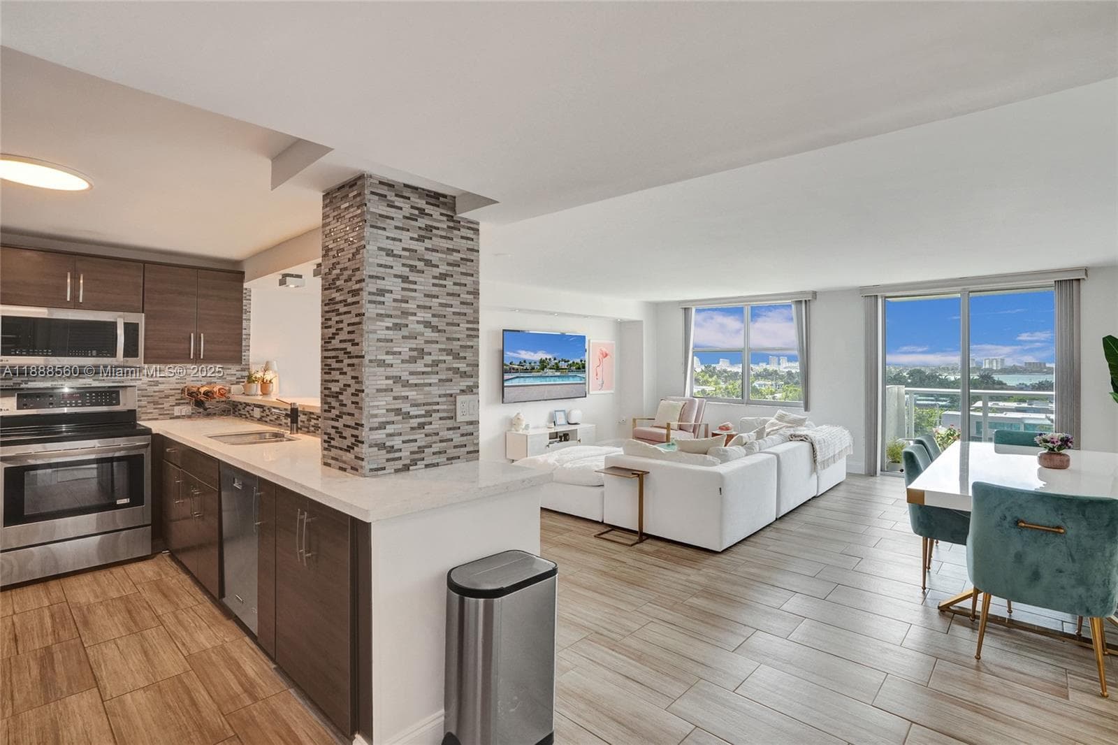 10000 PLAZA CONDO-SOUTH T · #PH23 in Bay Harbor Islands - Photo 19