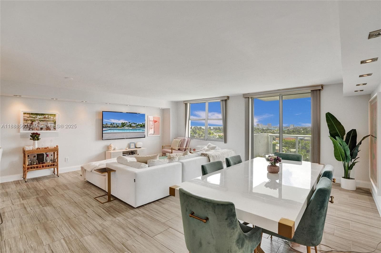 10000 PLAZA CONDO-SOUTH T · #PH23 in Bay Harbor Islands - Photo 21