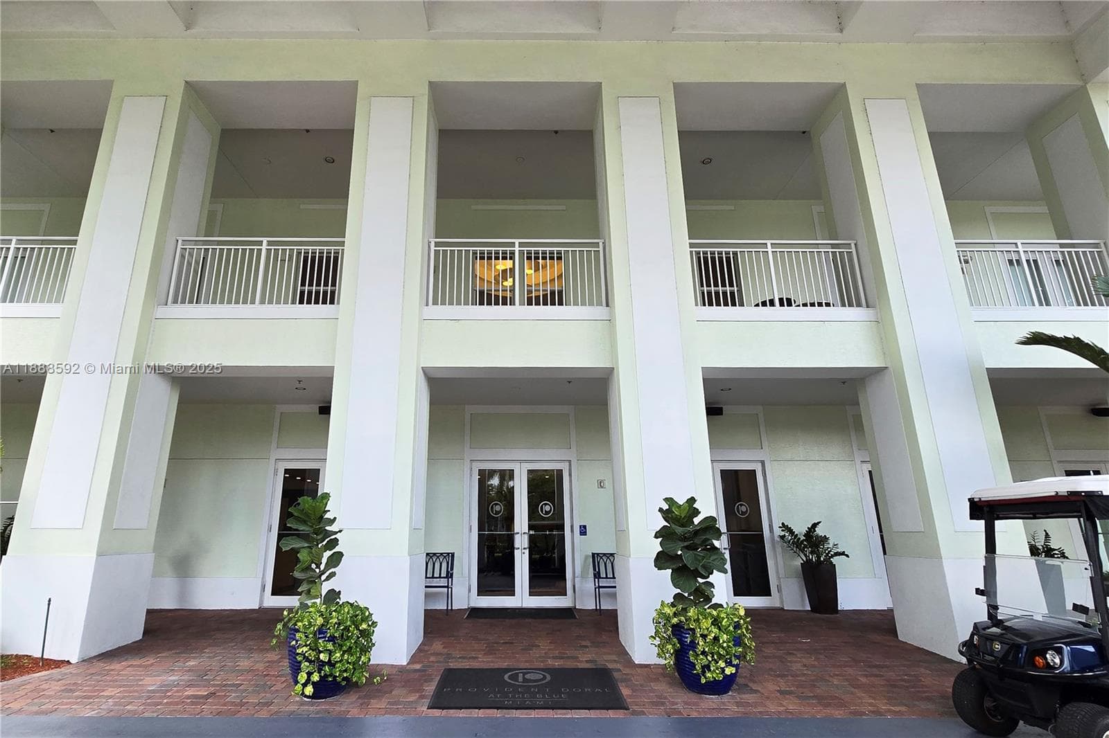 THE BLUE RESORT · #1212 in Doral - Photo 2