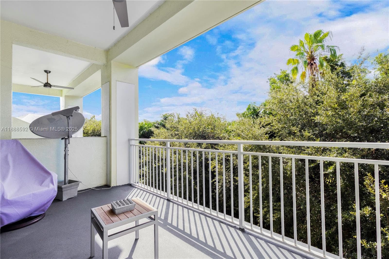 THE BLUE RESORT · #1212 in Doral - Photo 16