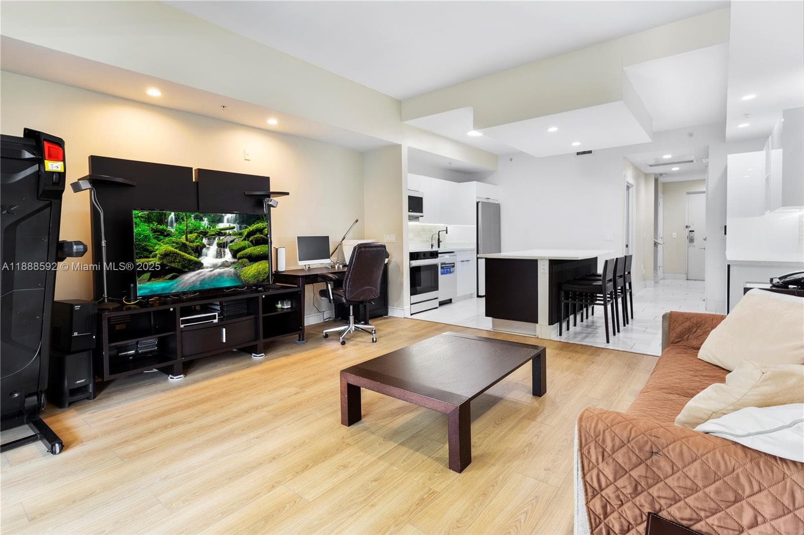 THE BLUE RESORT · #1212 in Doral - Photo 14