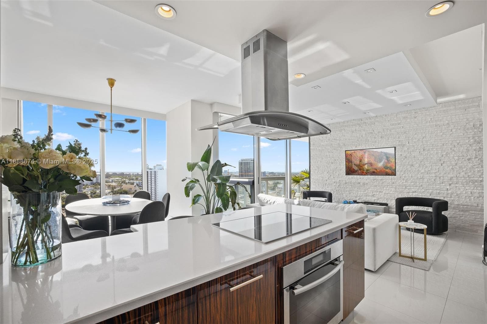 Carillon Miami Beach · #1610 in Miami Beach - Photo 6