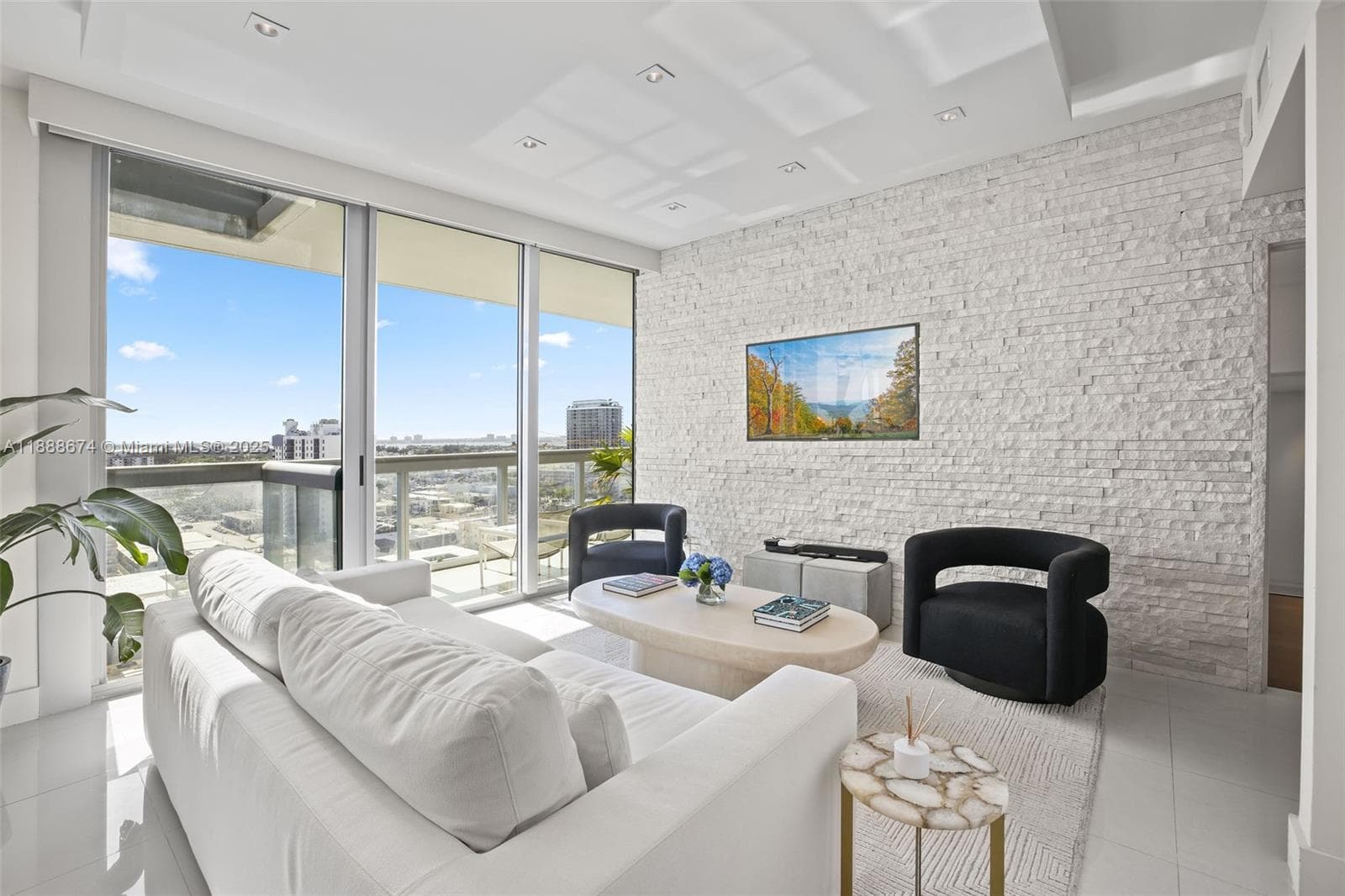 Carillon Miami Beach · #1610 in Miami Beach - Photo 5