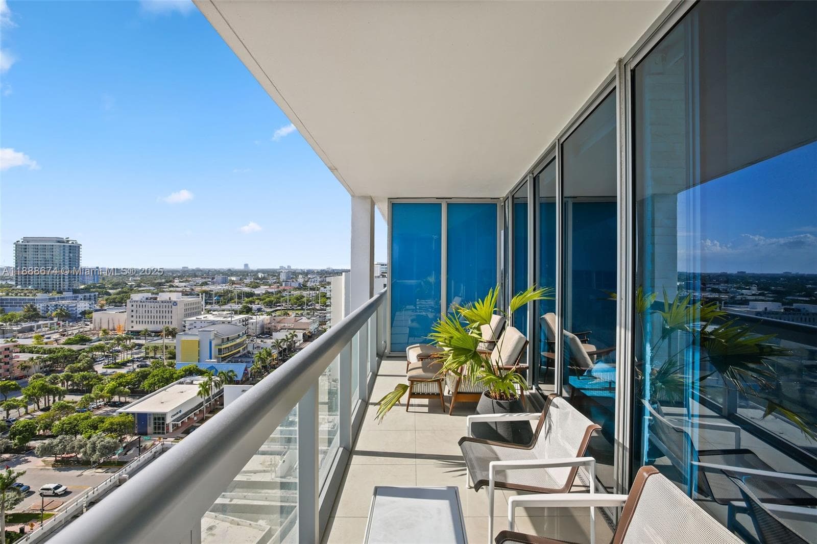 Carillon Miami Beach · #1610 in Miami Beach - Photo 11