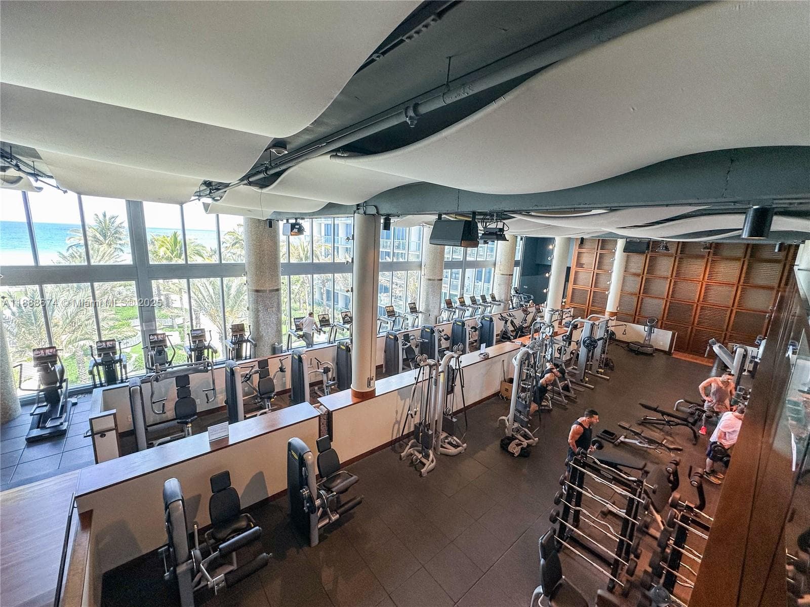 Carillon Miami Beach · #1610 in Miami Beach - Photo 29