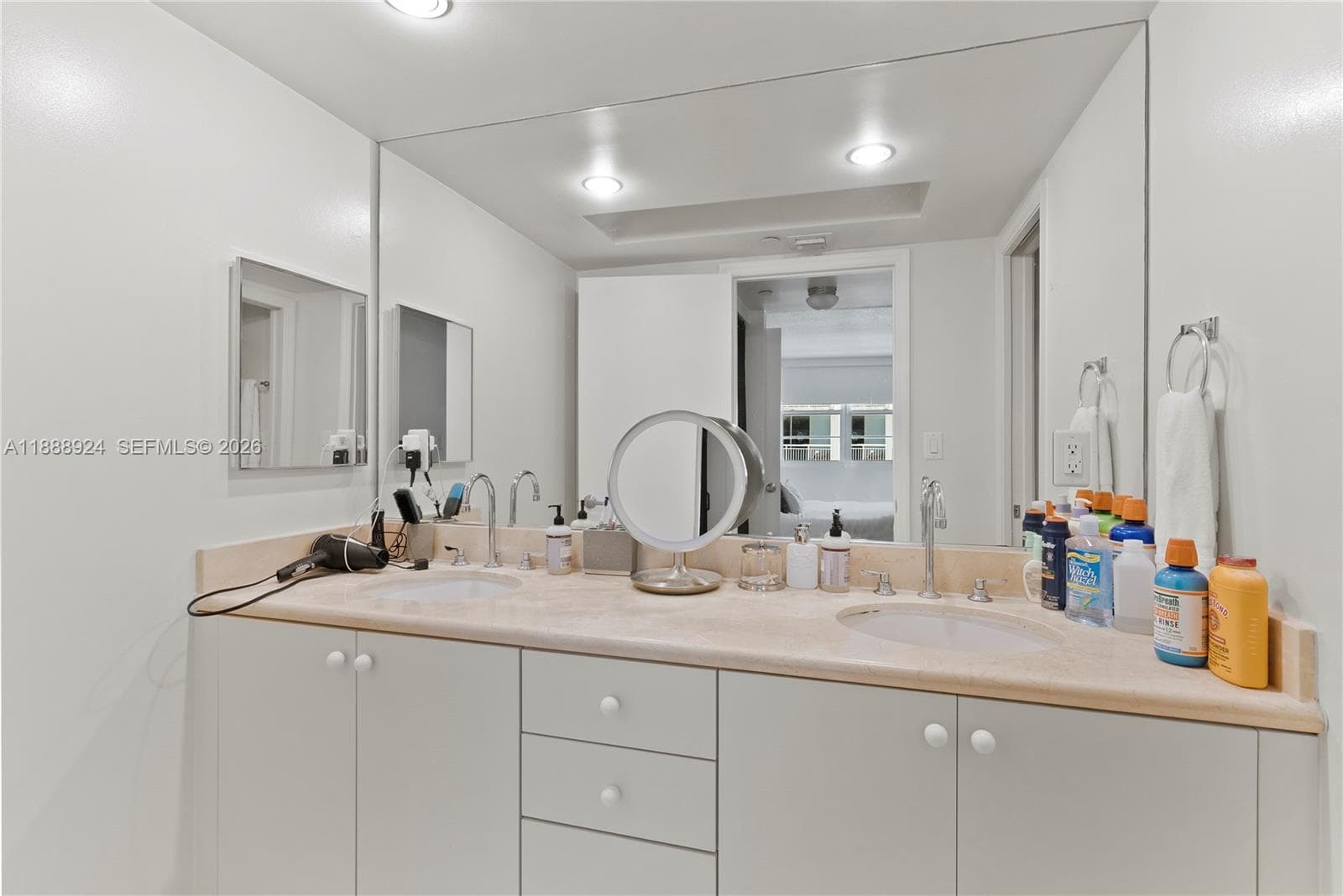 THE COLLINS CONDO · #1512 in Miami Beach - Photo 13