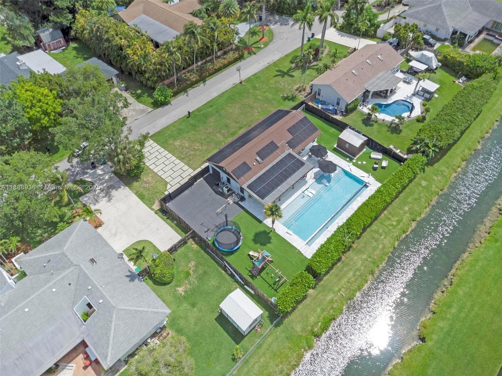 8840 SW 181st Ter photo 42