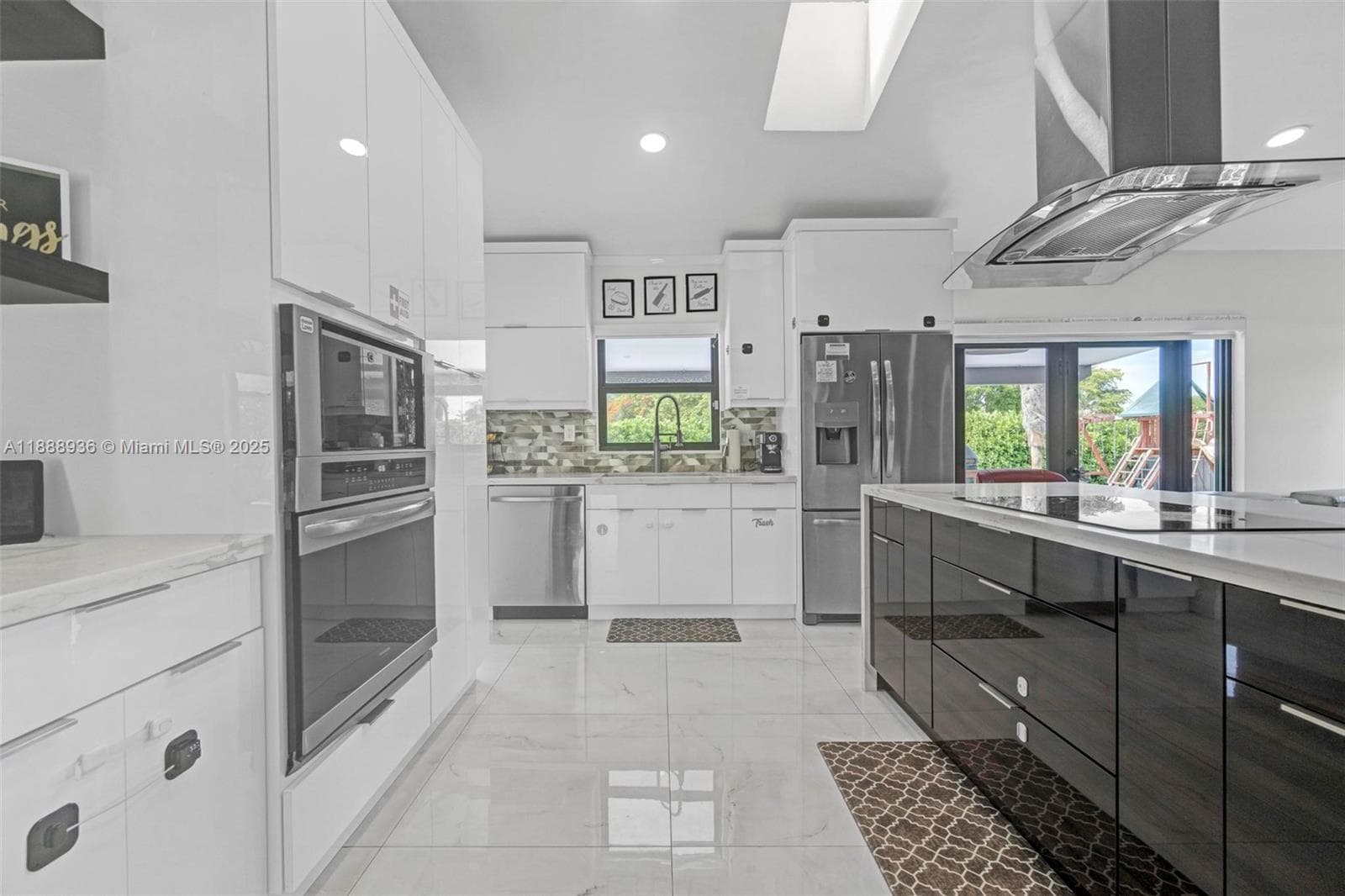 8840 SW 181st Ter photo 14