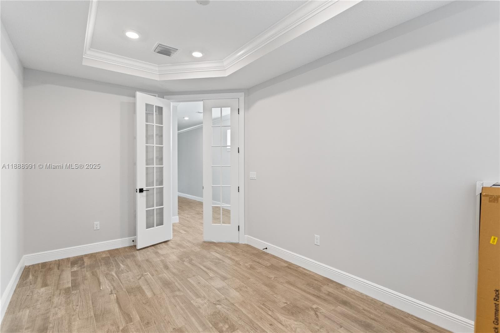 4022 Large Leaf Ln photo 47