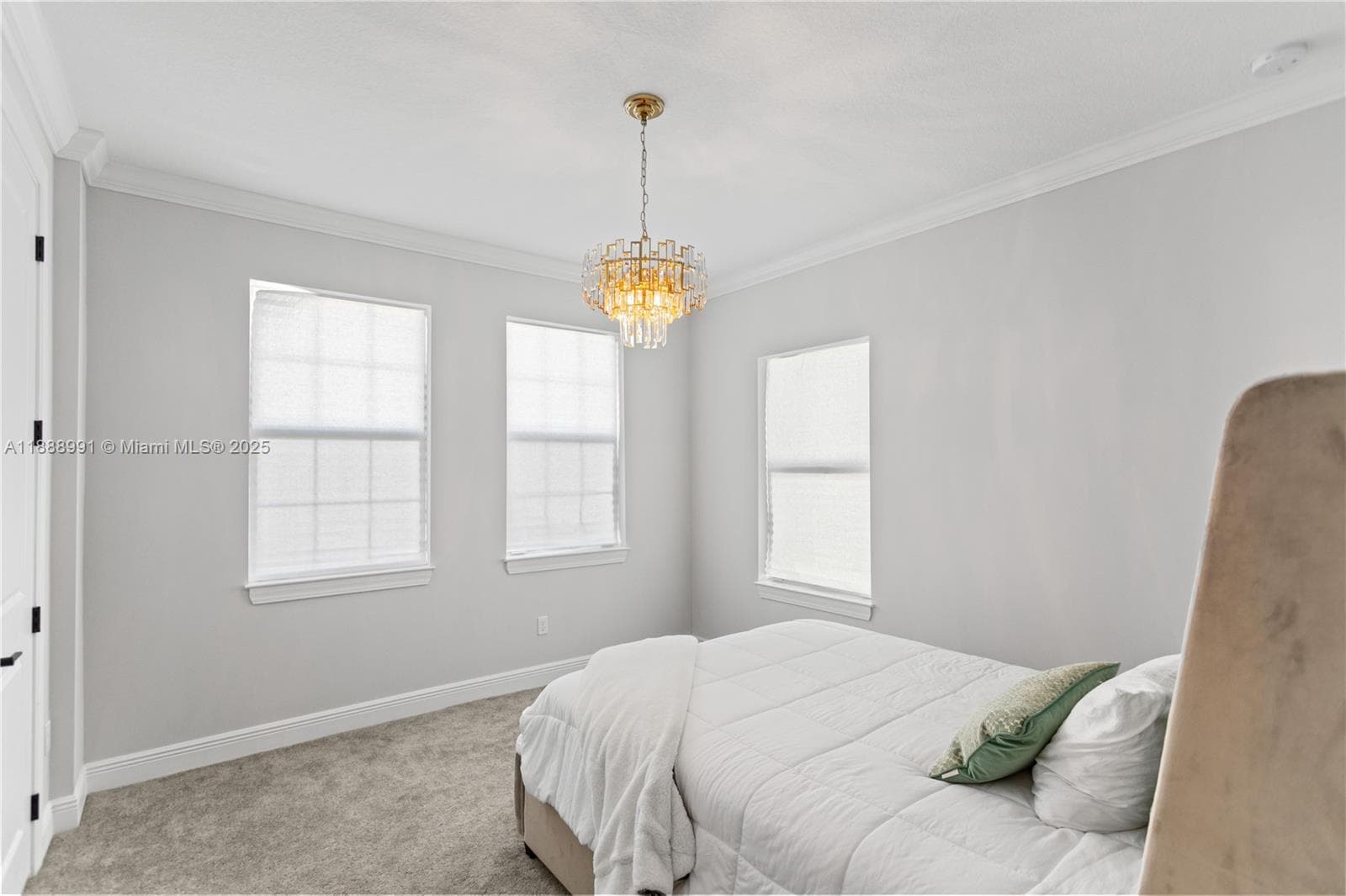 4022 Large Leaf Ln photo 32