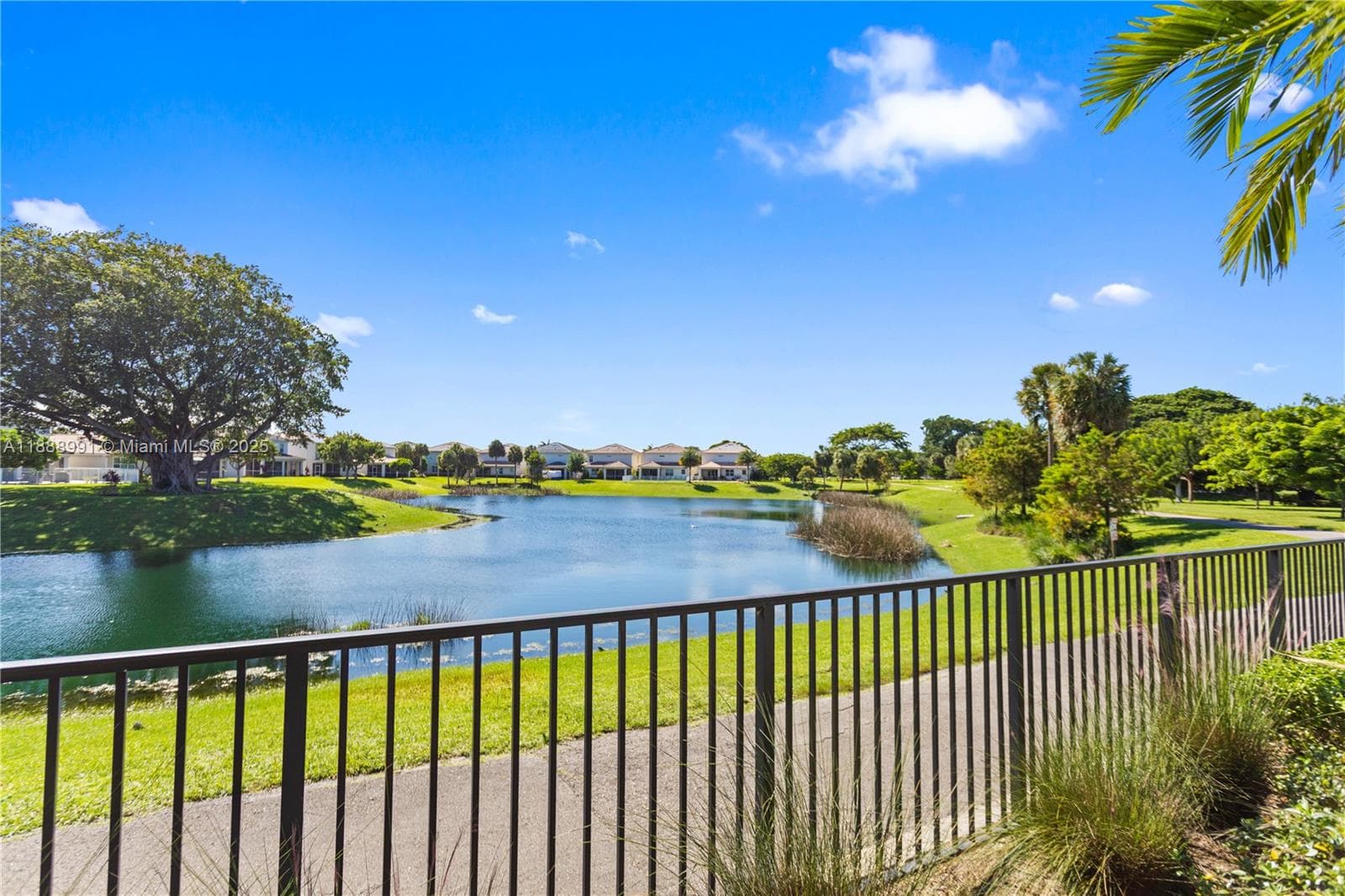 4022 Large Leaf Ln photo 51