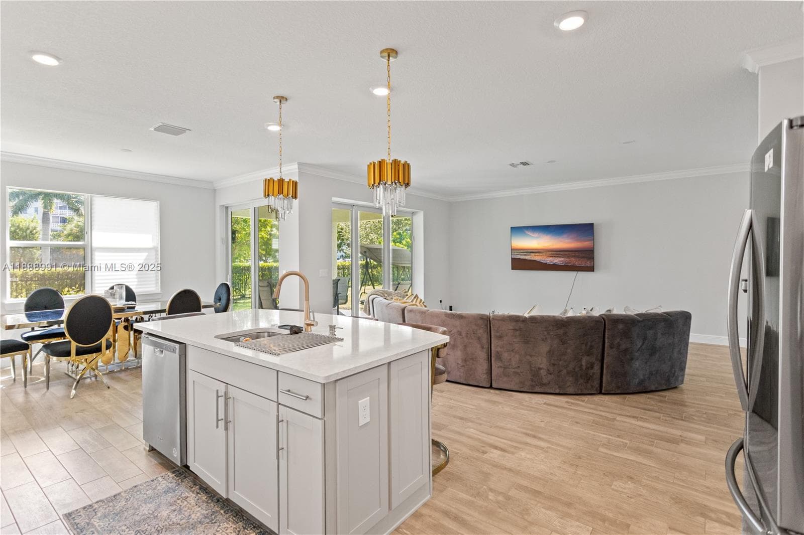 4022 Large Leaf Ln photo 11