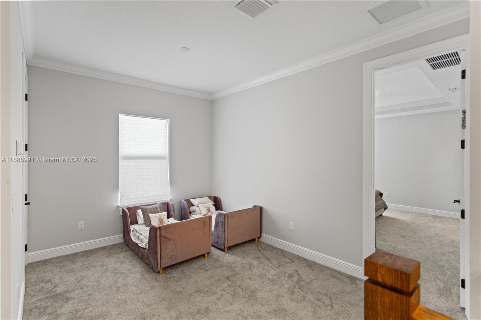 4022 Large Leaf Ln photo 35