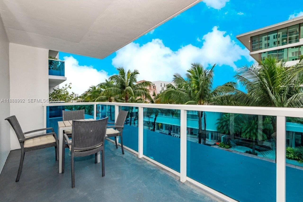 Roney Palace · #333 in Miami Beach - Photo 26
