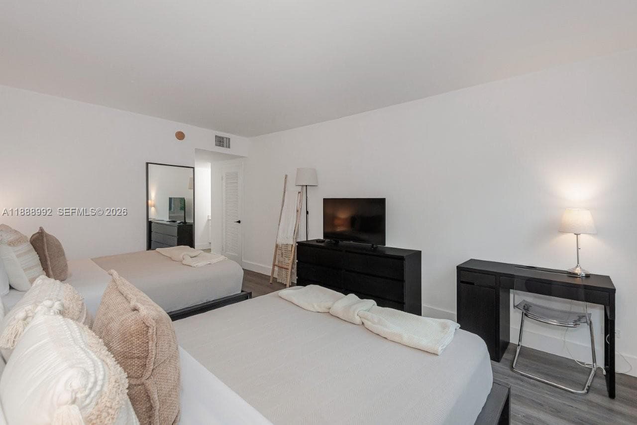 Roney Palace · #333 in Miami Beach - Photo 22