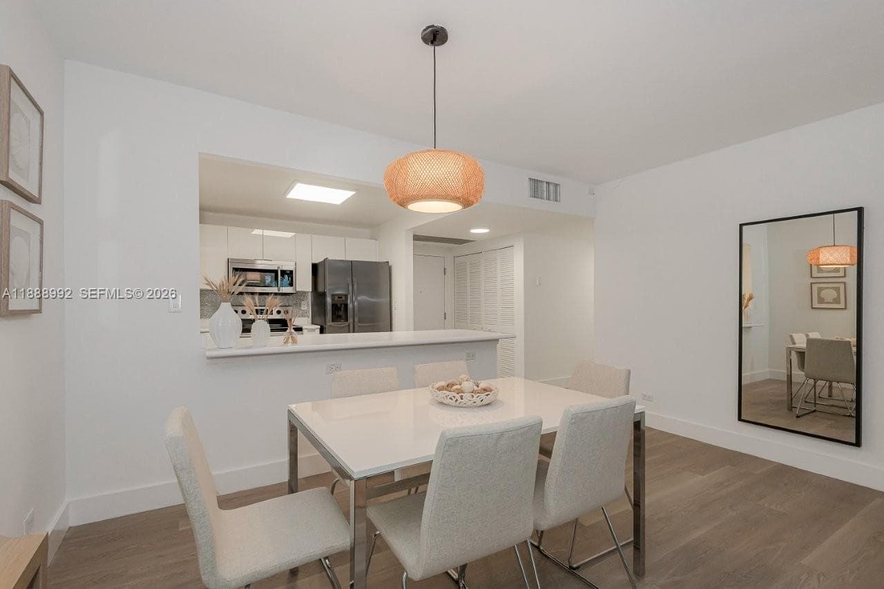 Roney Palace · #333 in Miami Beach - Photo 10