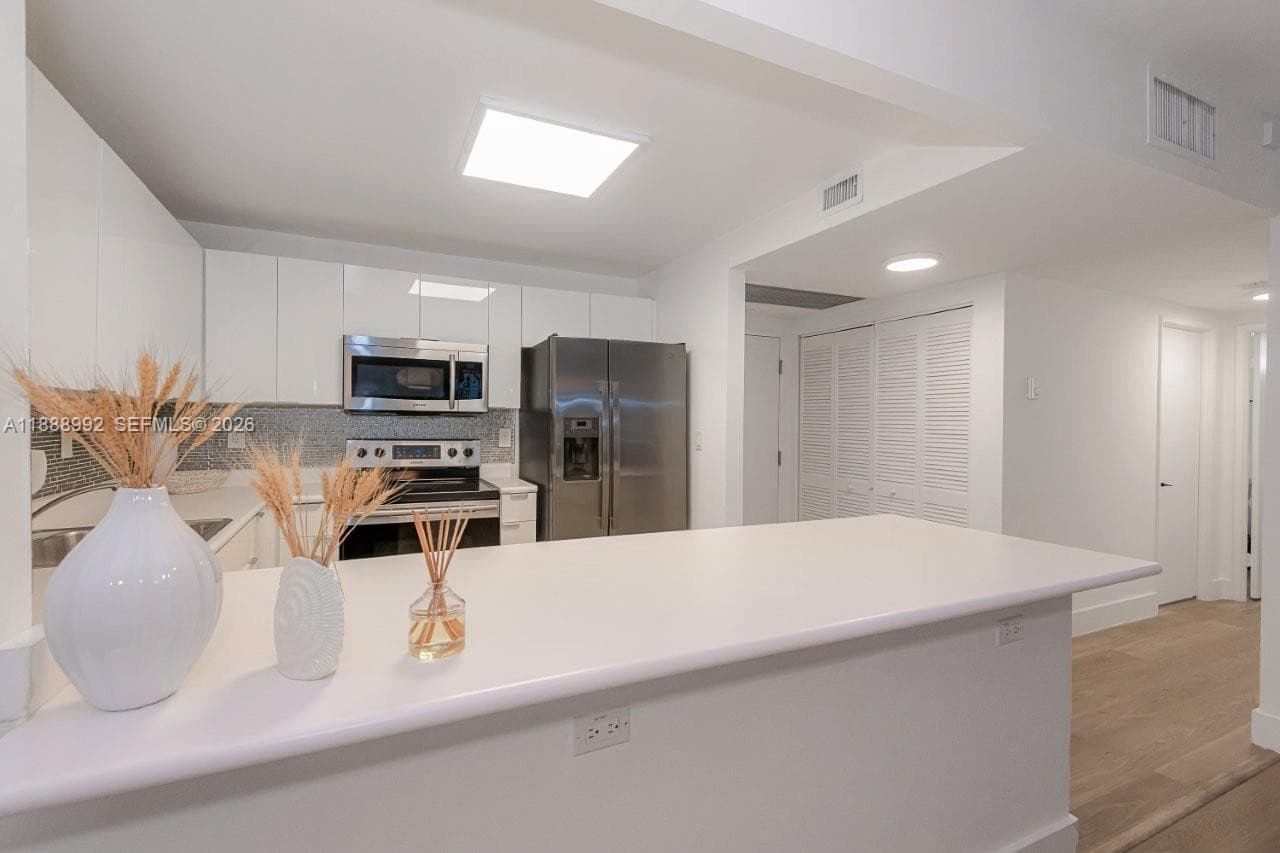 Roney Palace · #333 in Miami Beach - Photo 14