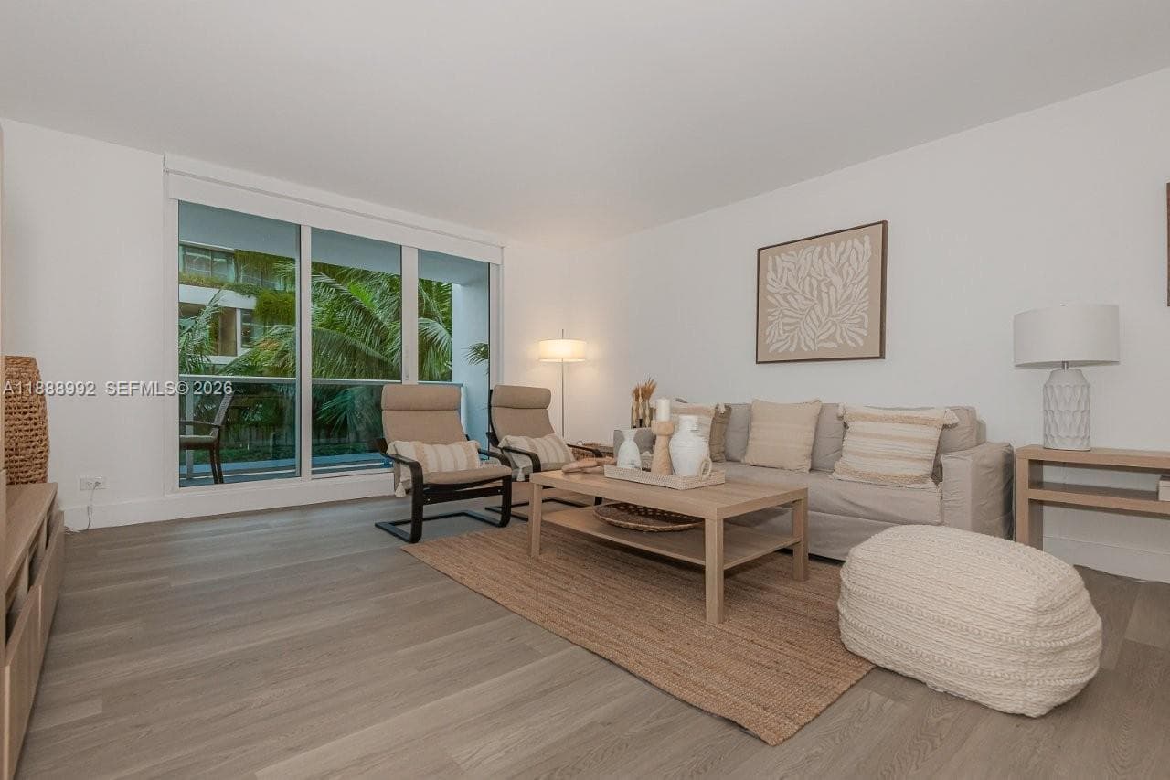 Roney Palace · #333 in Miami Beach - Photo 4