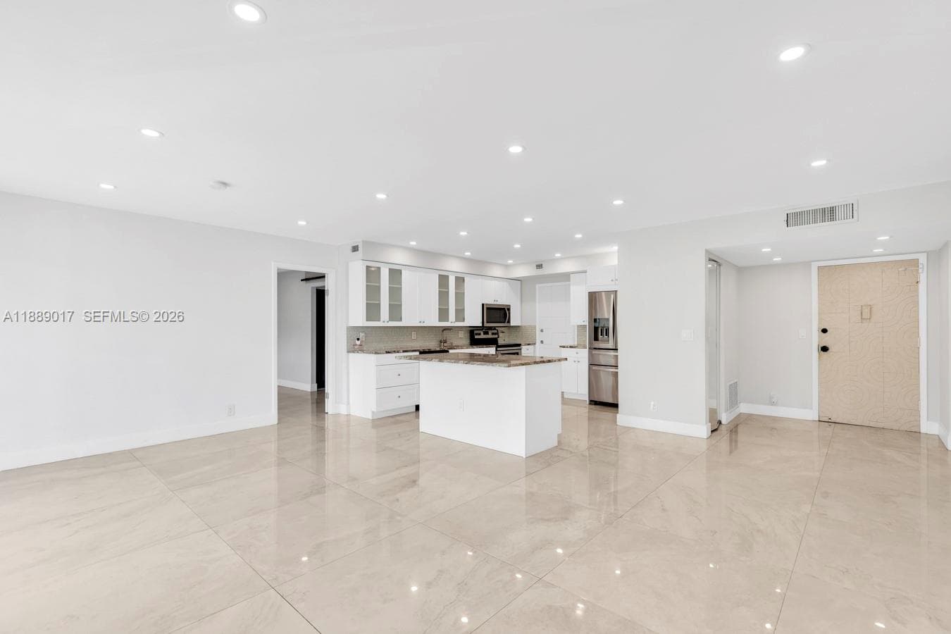 Fairways Riviera Condo · #204 in Hallandale Beach - Photo 8