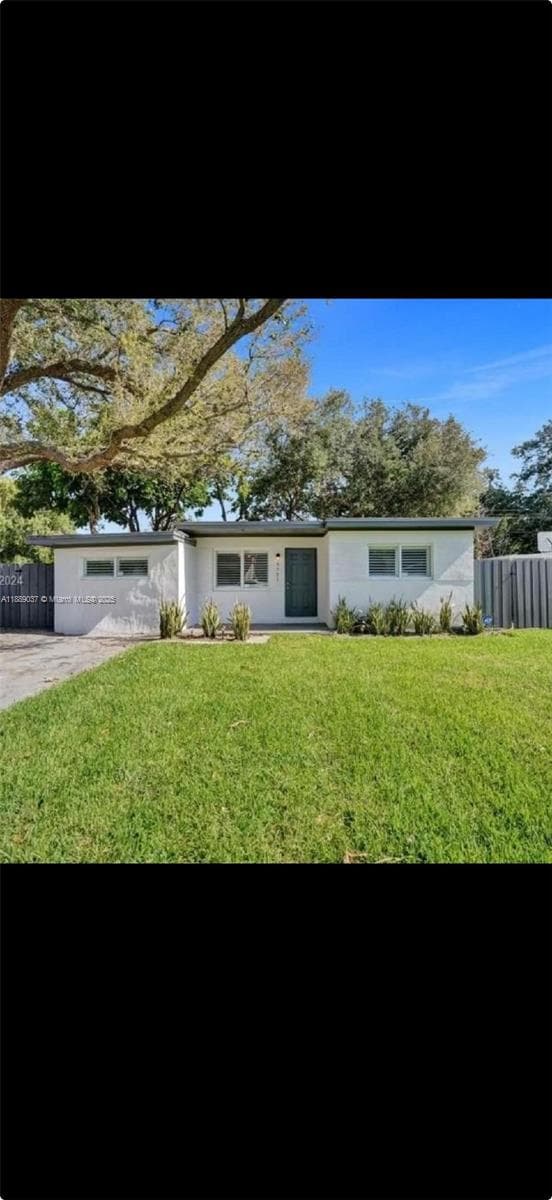 5721 Arthur St photo 1