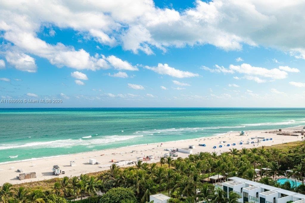 Roney Palace · #1527 in Miami Beach - Photo 42