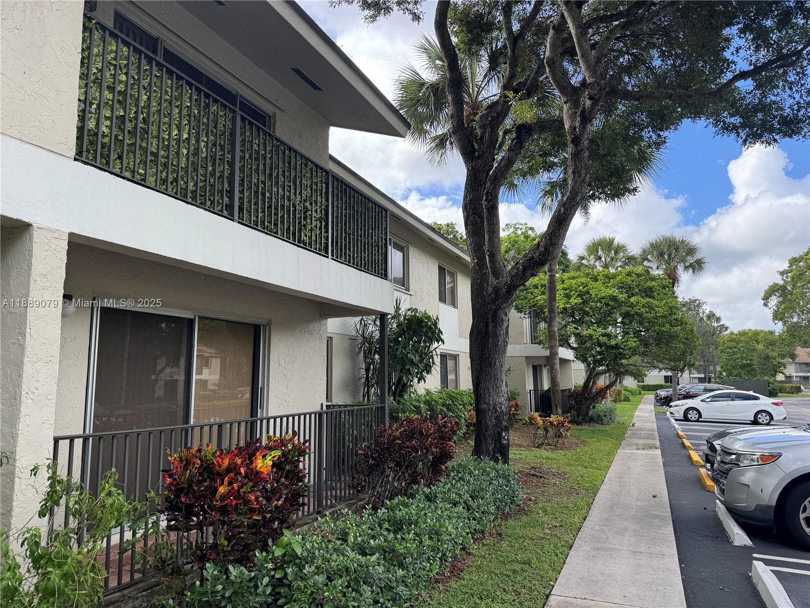 GARDENS NORTH FOUR CONDO · #101 in Pompano Beach - Photo 3