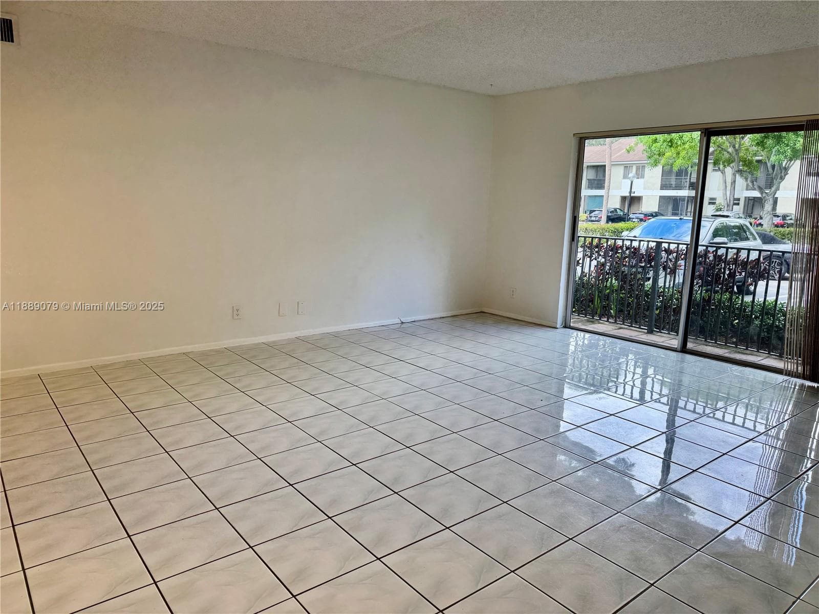 GARDENS NORTH FOUR CONDO · #101 in Pompano Beach - Photo 24