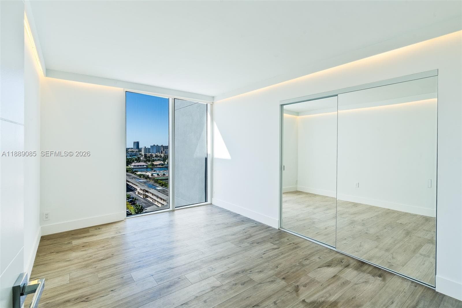 PARKER PLAZA CONDO ESTATE · #1127 in Hallandale Beach - Photo 9