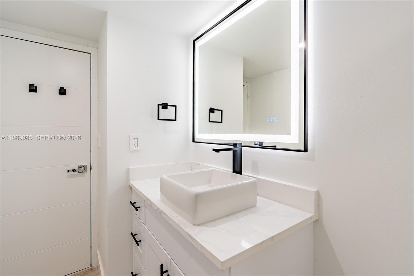 PARKER PLAZA CONDO ESTATE · #1127 in Hallandale Beach - Photo 15